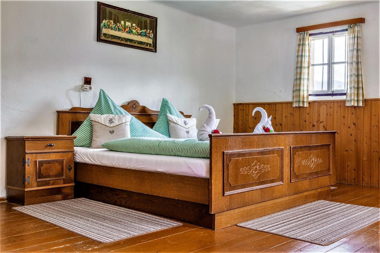 Vordersattlegghofhuette Villa Huttau ภายนอก รูปภาพ